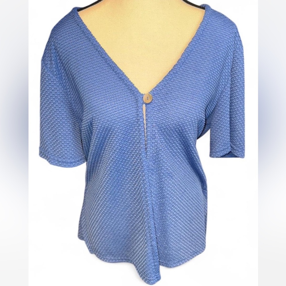 Kathie Lee Collection Blue Buttoned Short Sleeve Blouse-size Large. 12/14